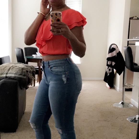 Tangerine ruffle crop top - Picture 1 of 3